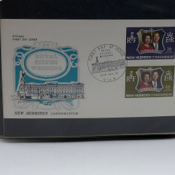 Lot de timbres France et Monde à trier en un boite.