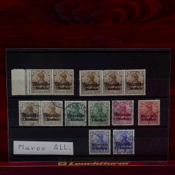 Vrac de timbres France et Monde neufs et oblitérés en un carton.