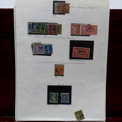 Vrac de timbres France et Monde neufs et oblitérés en un carton.