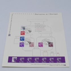 Collection de documents philatéliques Premier Jour France 2011 en un album.