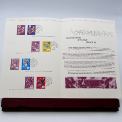 Collection de documents philatéliques Premier Jour France 1997 en un album.