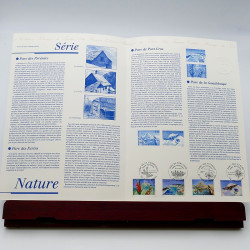 Collection de documents philatéliques Premier Jour France 1997 en un album.