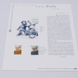 Collection de documents philatéliques Premier Jour France 2001-2002 en un album.