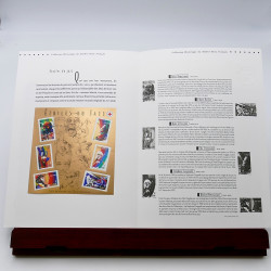 Collection de documents philatéliques Premier Jour France 2001-2002 en un album.