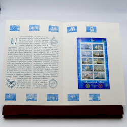 Collection de documents philatéliques Premier Jour France 1999-2000 en un album.