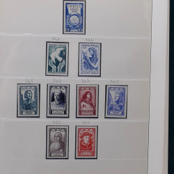Collection timbres de France 1945-1959 neufs et oblitérés en un album.
