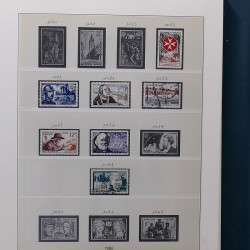 Collection timbres de France 1945-1959 neufs et oblitérés en un album.