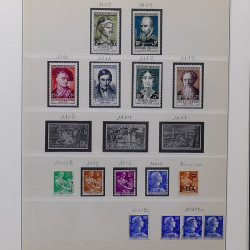 Collection timbres de France 1945-1959 neufs et oblitérés en un album.