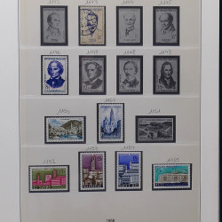 Collection timbres de France 1945-1959 neufs et oblitérés en un album.