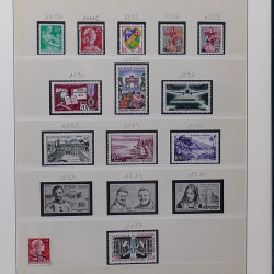 Collection timbres de France 1945-1959 neufs et oblitérés en un album.
