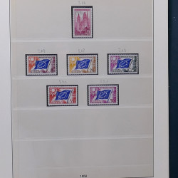 Collection timbres de France 1945-1959 neufs et oblitérés en un album.