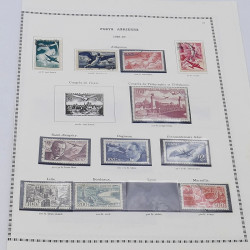 Lot de timbres France et Monde à trier en un carton.
