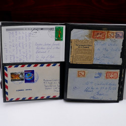 Lot de timbres France et Monde à trier en un carton.