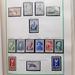 Lot de timbres France et Monde à trier en un carton.