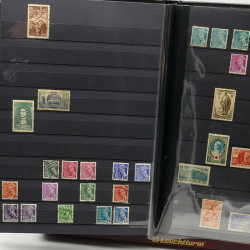 Lot de timbres de France 1860-1989 neufs et oblitérés en 3 albums.