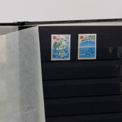 Lot de timbres de Monaco 1971-2004 neufs en 2 albums.