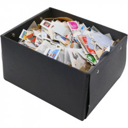 Timbres tous pays mission spéciale couvent dans une boite.