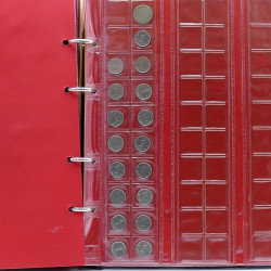 Lot de billets et monnaies du monde en 2 albums.