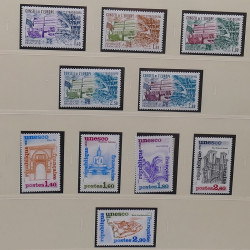 Collection timbres de service de France neufs** 1958-2024 en un album.