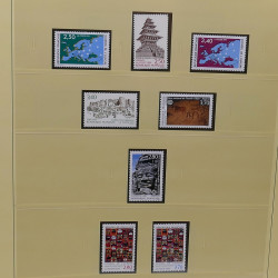 Collection timbres de service de France neufs** 1958-2024 en un album.