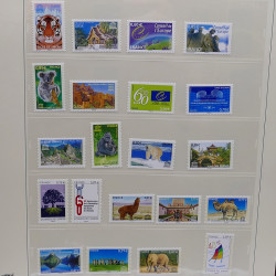 Collection timbres de service de France neufs** 1958-2024 en un album.