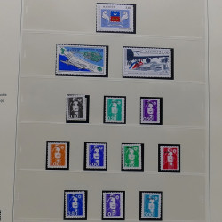 Collection timbres de Mayotte 1997-2011 neufs** complet en album Safe.