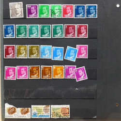 Lot de timbres France et Monde à trier en un carton.