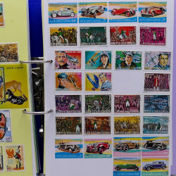 Lot de timbres France et Monde à trier en un carton.