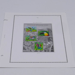 Lot massif de timbres France et Monde à trier en un carton.