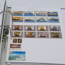 Lot massif de timbres France et Monde à trier en un carton.