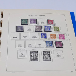 Lot massif de timbres France et Monde à trier en un carton.