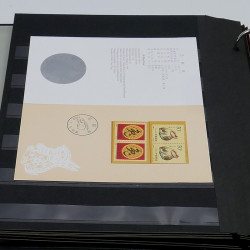 Lot massif de timbres France et Monde à trier en un carton.