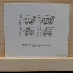 Lot massif de timbres France et Monde à trier en un carton.