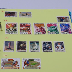 Lot de timbres France et Monde à trier en un carton.