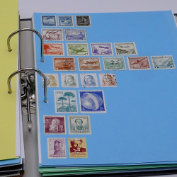 Lot de timbres France et Monde à trier en un carton.
