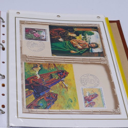 Lot massif de timbres France et Monde à trier en un carton.