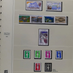 Collection timbres de Saint Pierre et Miquelon 1963-2024 neufs en 3 albums.