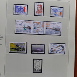 Collection timbres de Saint Pierre et Miquelon 1963-2024 neufs en 3 albums.