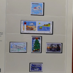 Collection timbres de Saint Pierre et Miquelon 1963-2024 neufs en 3 albums.
