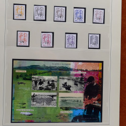 Collection timbres de Saint Pierre et Miquelon 1963-2024 neufs en 3 albums.