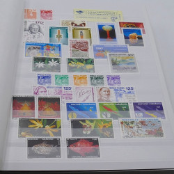 Collection timbres de Nouvelle Calédonie 1989-2020 neufs en un album.