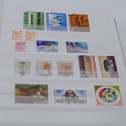 Collection timbres de Nouvelle Calédonie 1989-2020 neufs en un album.