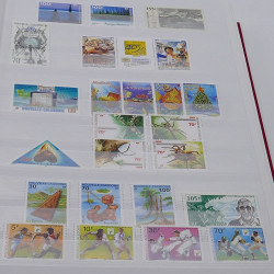 Collection timbres de Nouvelle Calédonie 1989-2020 neufs en un album.