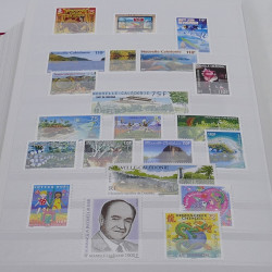 Collection timbres de Nouvelle Calédonie 1989-2020 neufs en un album.