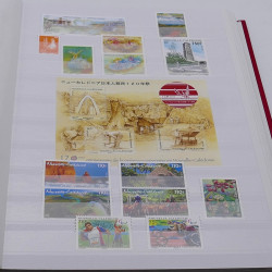Collection timbres de Nouvelle Calédonie 1989-2020 neufs en un album.