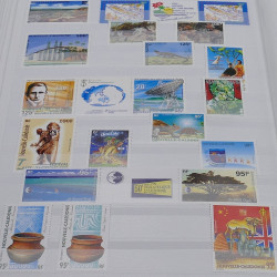 Collection timbres de Nouvelle Calédonie 1989-2020 neufs en un album.