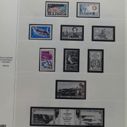 Collection timbres T.A.A.F. 1955-2000 neufs en un album.