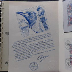 Collection timbres T.A.A.F. 1955-2000 neufs en un album.