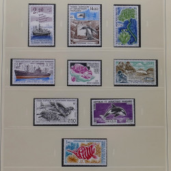Collection timbres T.A.A.F. 1955-2000 neufs en un album.