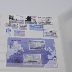 Lot de timbres de Monaco et DOM-TOM neufs** en un album.
